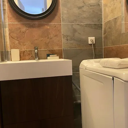 Menton, Pour 3 Personnes, Proche Gare Apartmán *