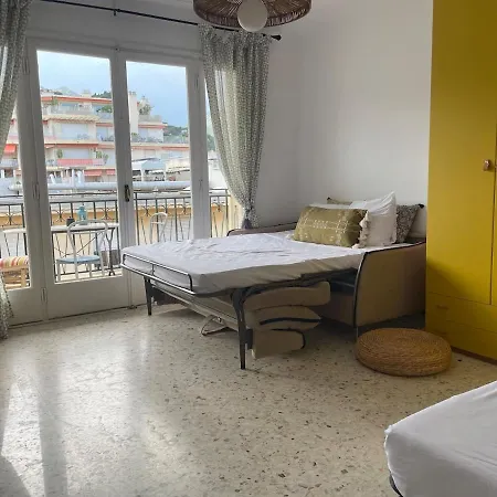 Menton, Pour 3 Personnes, Proche Gare Apartmán Menton
