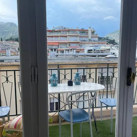 Menton, Pour 3 Personnes, Proche Gare * Μεντόν