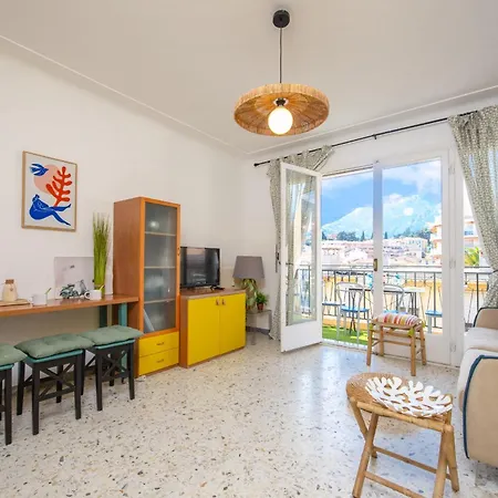 Apartman Menton, Pour 3 Personnes, Proche Gare