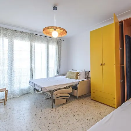 아파트 Menton, Pour 3 Personnes, Proche Gare 멍똥